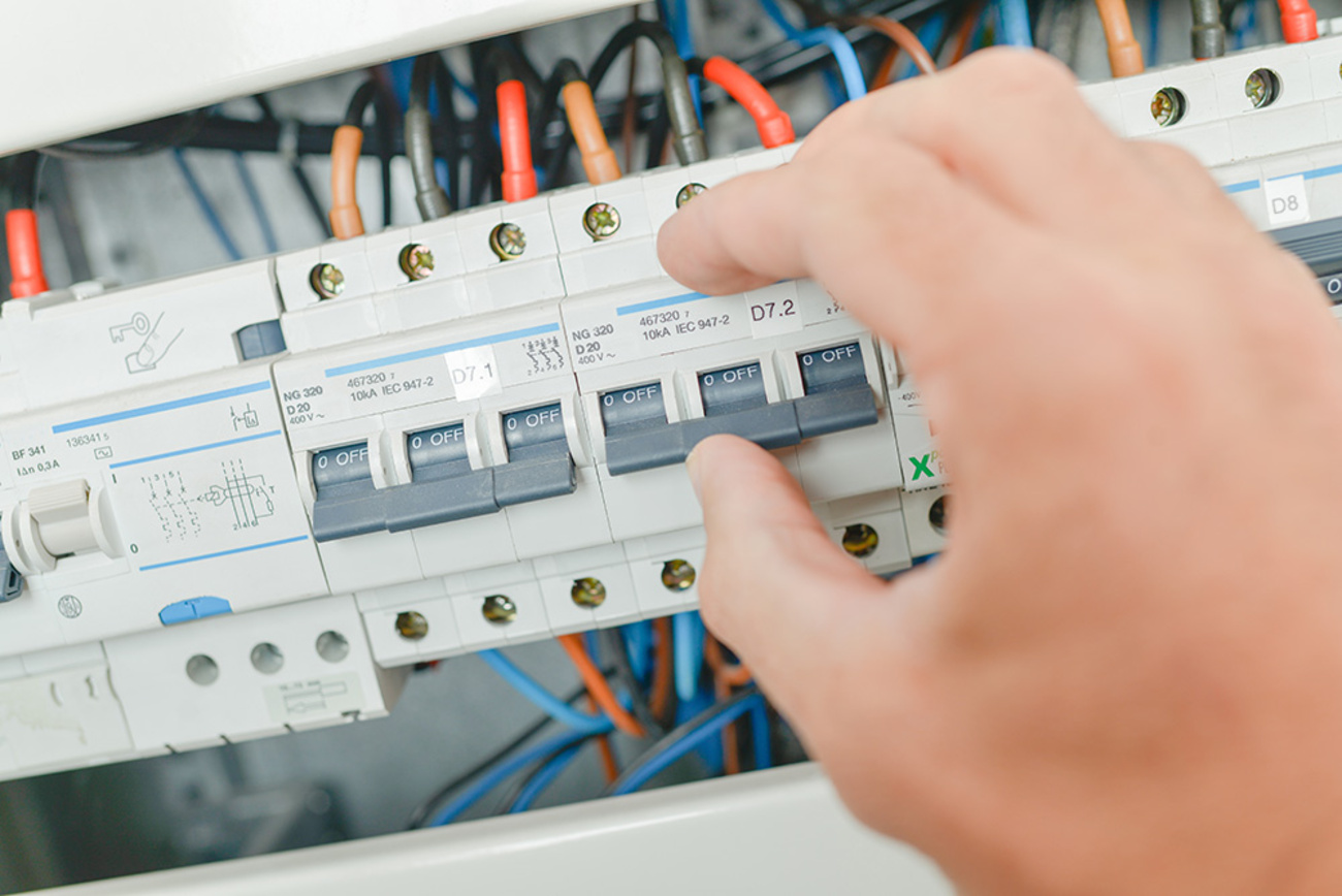 Elektro­installation bei AH Elektro GmbH in Merseburg